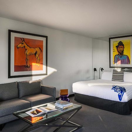 The Cullen Melbourne - Art Series Eksteriør bilde A suite at the hotel