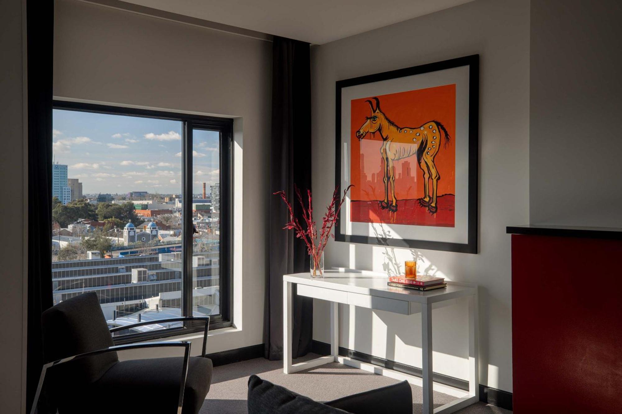 The Cullen Melbourne - Art Series Eksteriør bilde A room at the hotel