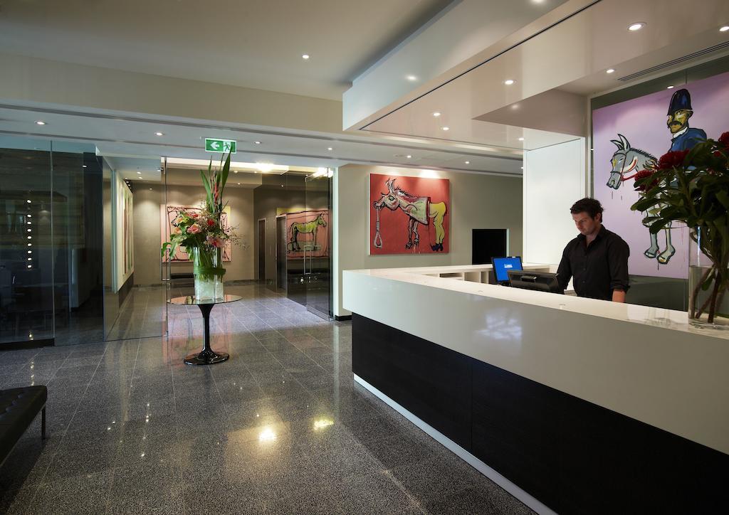 The Cullen Melbourne - Art Series Eksteriør bilde The lobby of the hotel